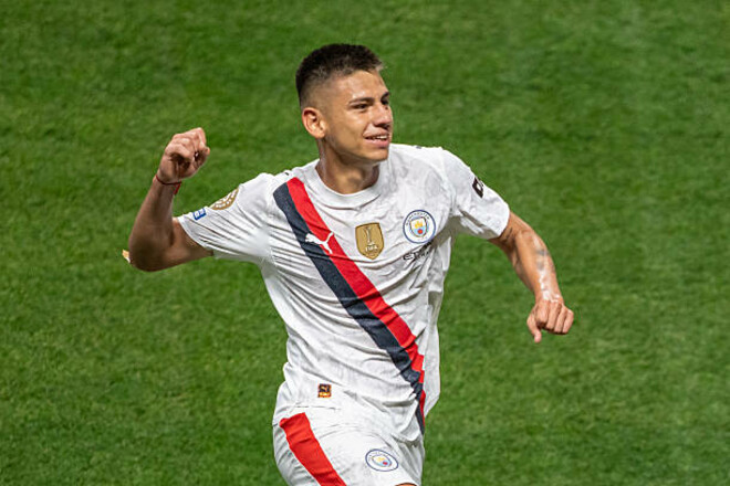 К Довбику или Цыганкову? Рома и Жирона ведут борьбу за игрока Ман Сити