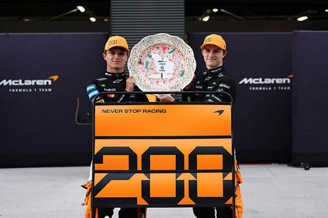 ФОТО. Макларен выиграл 200 гонок в Формуле-1. Впереди только одна команда