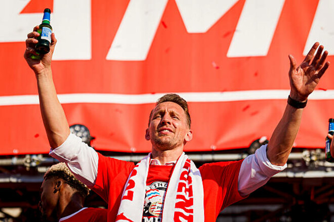 Люк де Йонг став гравцем Порту. Чим він запам’ятався в матчах за ПСВ?