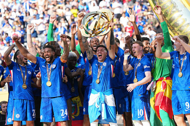 Челси приобрел уже полсотни игроков с мая 2022 года