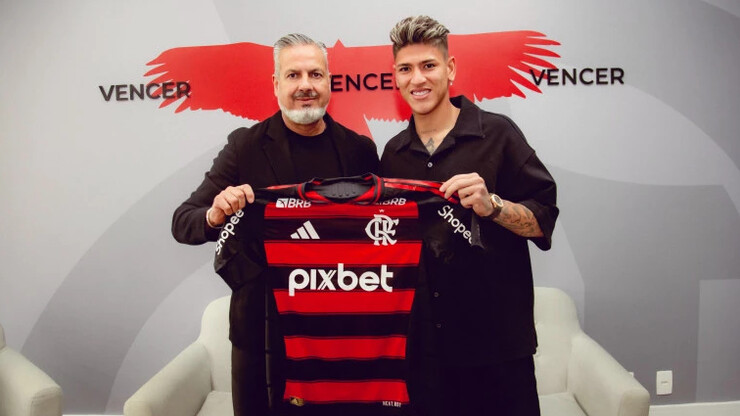 Фламенго за 12,5 млн евро купил экс-игрока Карпат. Он 3,5 года отыграл в рф