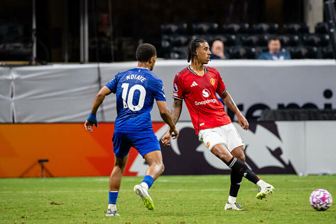 Повний матч Миколенка. МЮ зіграв внічию з Евертоном та виграв трофей