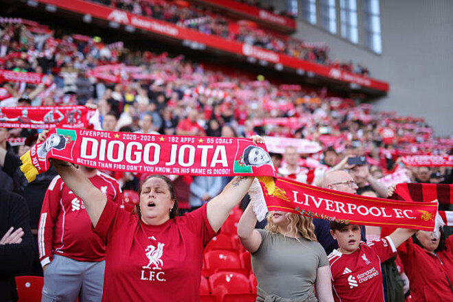 ВІДЕО. Фанати Ліверпуля вшанували пам'ять Жоти під час матчу