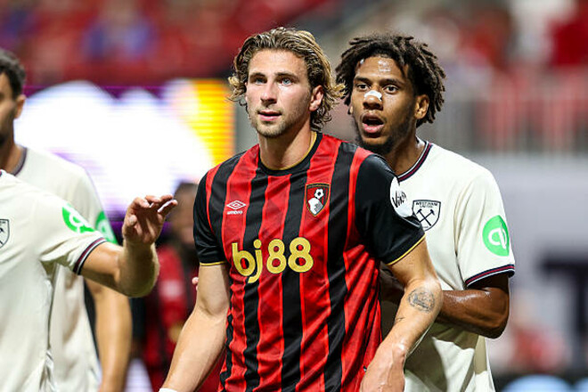 Борнмут перед трансфером Забарного в ПСЖ звернувся до Динамо. Є рішення