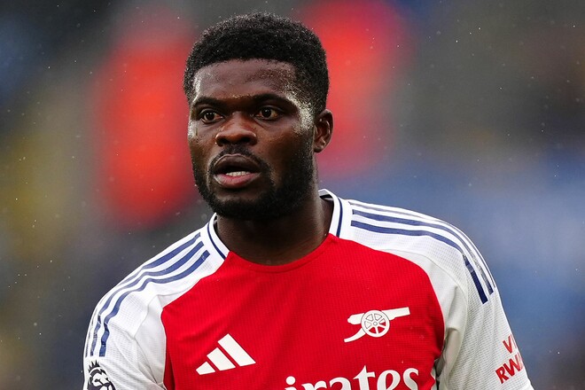 Дело об изнасиловании. Экс-игрока Арсенала выпустили на свободу