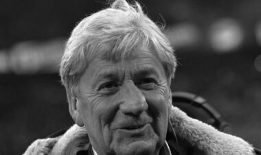 Умер звездный немецкий футболист, становившийся чемпионом мира в 1990 году