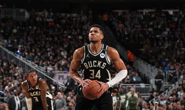 В новом сезоне НБА Яннис Адетокунбо может установить рекорд Милуоки Бакс