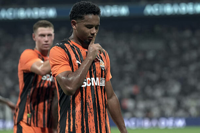 Англійський клуб зробив трансфер вінгера Шахтаря головною метою на літо