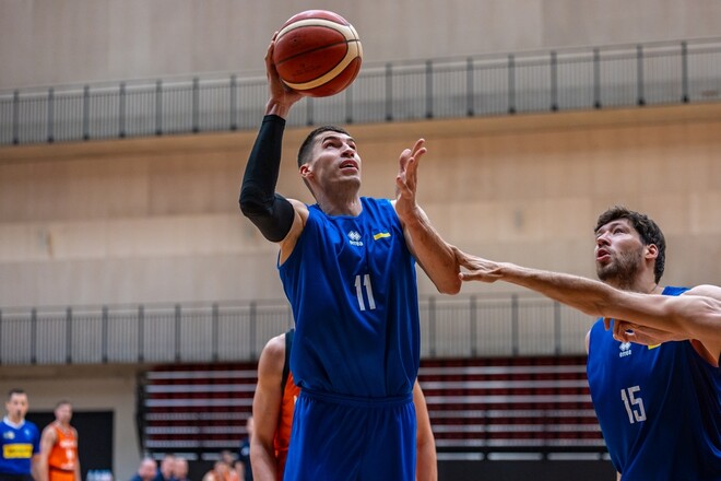 Відома стартова п'ятірка збірної України з баскетболу на гру із Швейцарією