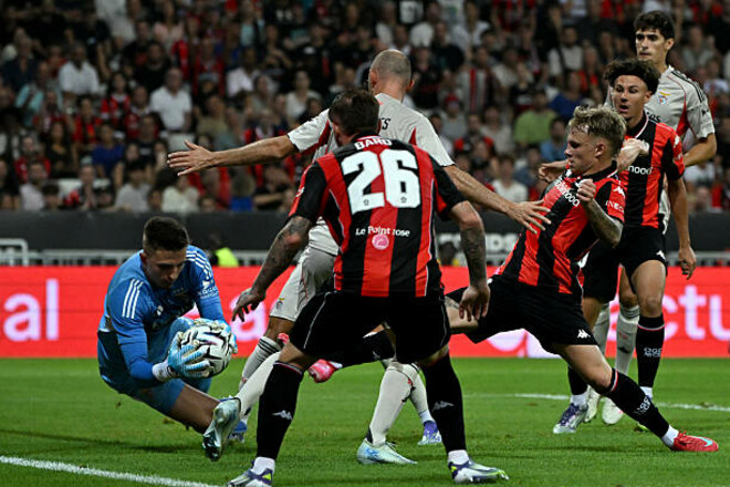 Сухой матч от Трубина. Бенфика одолела Ниццу в Лиге чемпионов