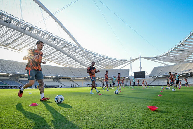 ВІДЕО. Шахтар провів передматчеве тренування перед грою з Панатінаїкосом