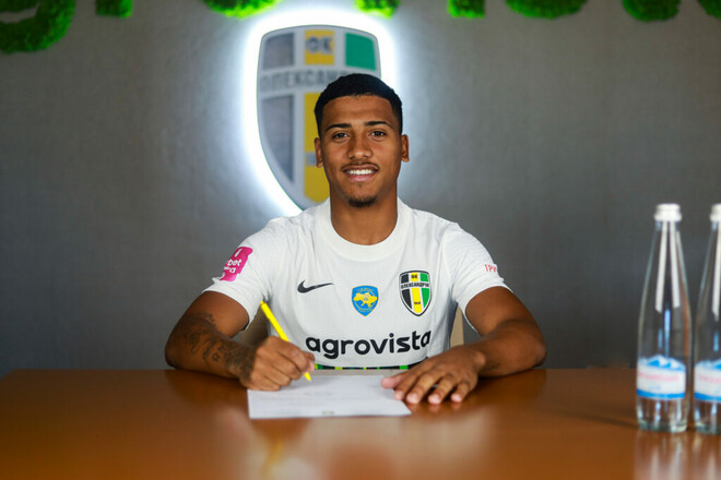 ОФІЦІЙНО. Безерра залишив Олександрію. Відомий його новий клуб