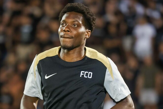 Новичок-легионер Александрии пока не приехал в Украину. Ждет визу