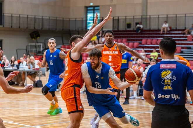 Збірна України з баскетболу у спарингу переграла хорватський клуб