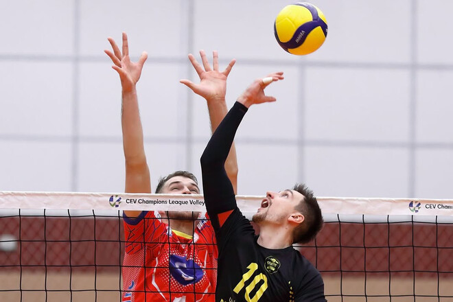 Украинский волейболист, чемпион трех стран будет выступать на Кипре