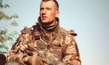 Схилимо голови. Екс-футболіст Буковини та Пробою загинув на Донеччині