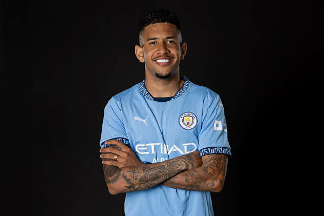 Вингер Манчестер Сити привлекает внимание топ-клуба