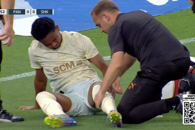 ФОТО. Эгиналду вынуждено заменен спустя 3 минуты после выхода на поле