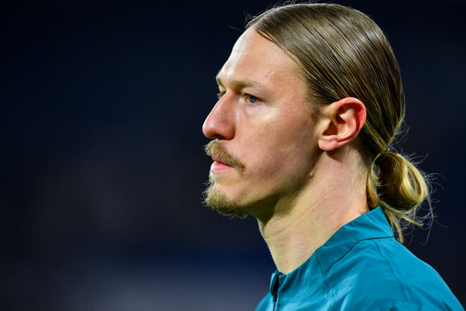 Сафонов принял решение о будущем после перехода Забарного