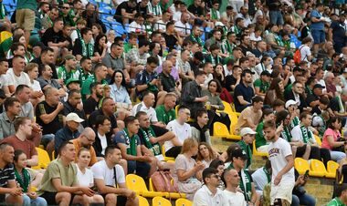 Будет громко. Карпаты продали все билеты на матч с Шахтером