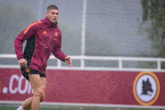 Сколько готовы заплатить за Артема? Рома получила предложение по Довбику