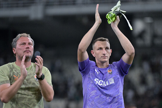 Сколько Дмитрий Ризнык имеет сухих матчей в еврокубках за Шахтер?