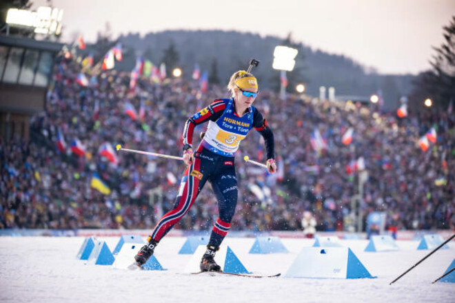 Підхопила хворобу. Норвезька біатлоністка знялась з домашнього фестивалю