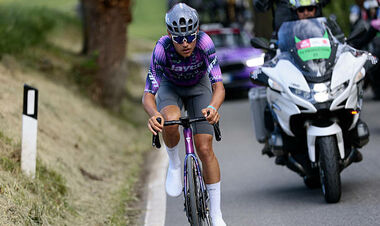 Giro d'Italia 2025. Лукас Плапп стал победителем восьмого этапа