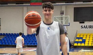 Сын Виталия Кличко стал вице-чемпионом молодежного чемпионата Франции