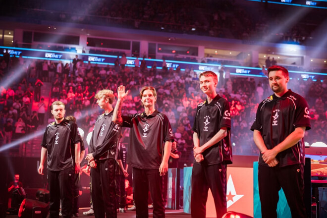 Astralis – spirit. PGL Astana. Гранд-финал. Смотреть онлайн. LIVE