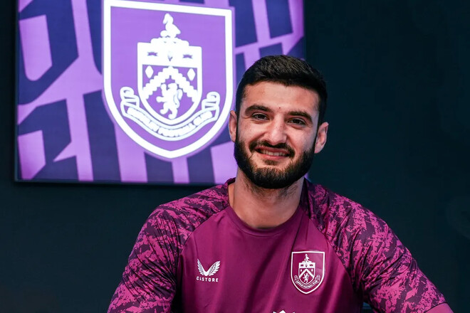 ОФИЦИАЛЬНО. Челси продал форварда в состав новичка АПЛ