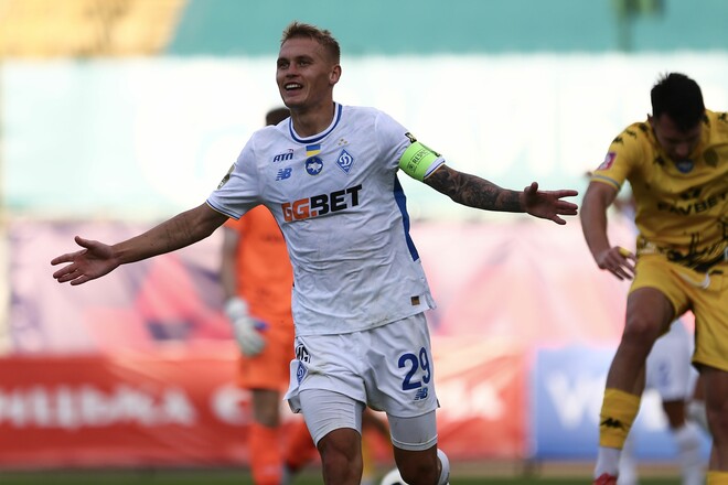 БУЯЛЬСКИЙ: «Футбол состоит из ошибок. Все решится в матче на Кипре»