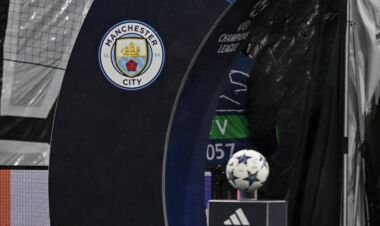 Які команди входять до City Group?