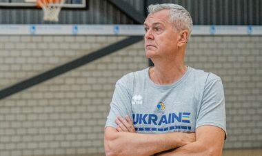 Тренер сборной Украины: «Эти уроды отказываются приезжать в команду»