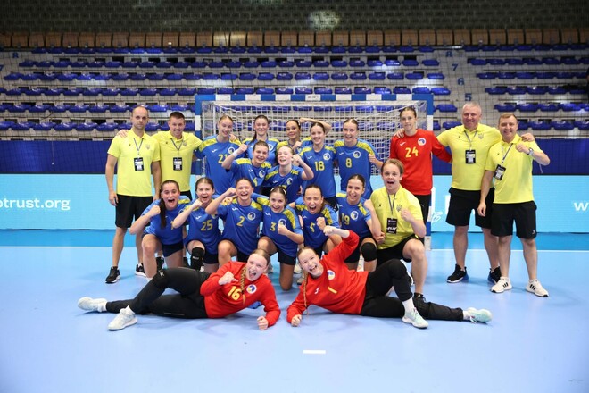 Тренер сборной Украины U-17: «Приятно, что страна болеет за своих девчат»