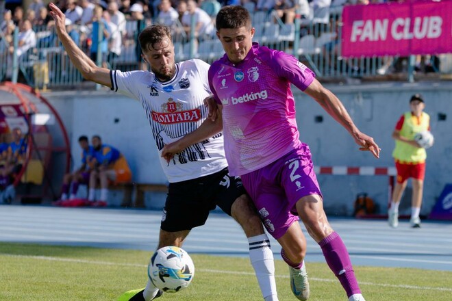 ВИДЕО. Бандейра получил вторую желтую карточку и покинул поле