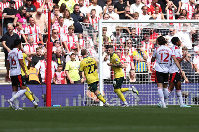 Рексем забил гол во втором по силе дивизионе Англии впервые с 1982 года