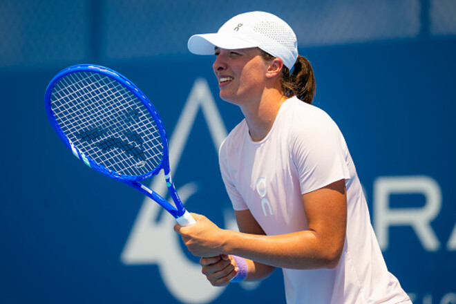 Свентек здобула 300-ту перемогу за 372 гри. Швидше це зробила тільки Серена