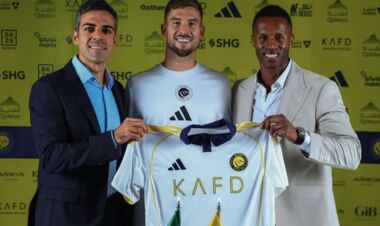 ОФІЦІЙНО. Центральний захисник Барселони став одноклубником Роналду