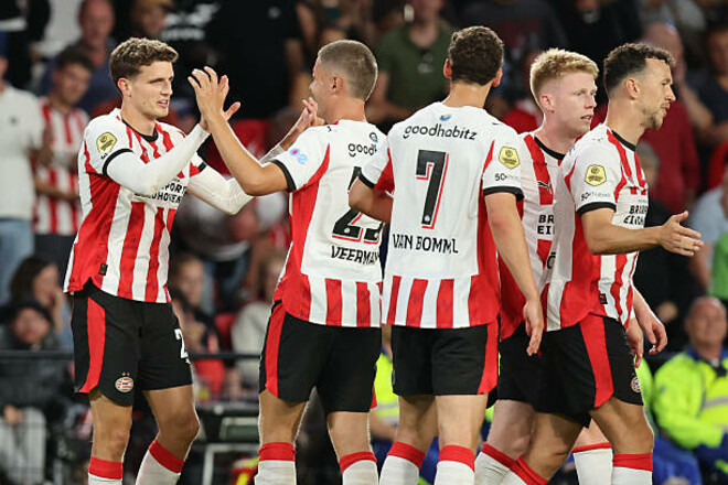 ПСВ отгрузило шесть мячей в ворота Спарты. В Нидерландах начали чемпионат