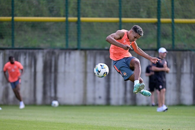 СТАВКА ДНЯ. Головні матчі дня та популярні прогнози на 10 серпня