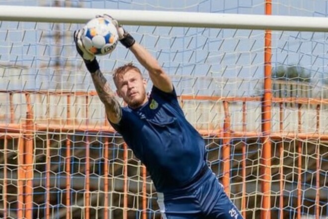 Металіст та Інгулець проводять матч другого туру. Стартові склади