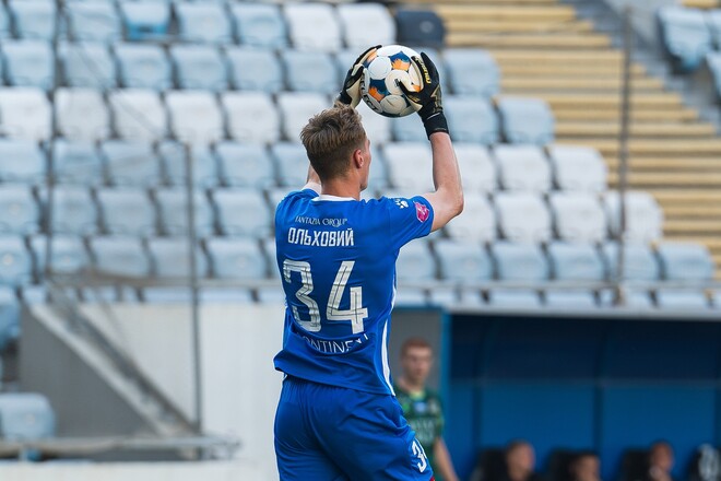 Нива Тернополь играет с запорожским Металлургом. Стартовые составы