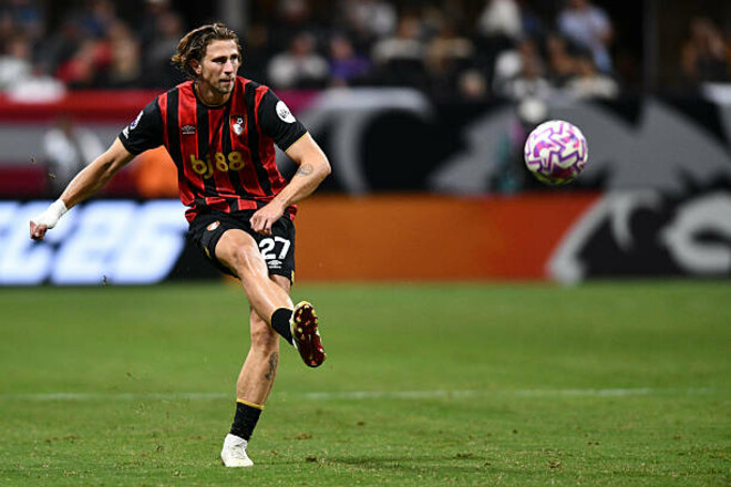 Борнмут заставил понервничать ПСЖ после согласования трансфера Забарного