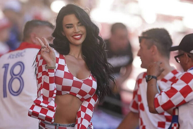 ФОТО. Самая сексуальная фанатка ЧМ-2022 напомнила о себе. Очень горячо