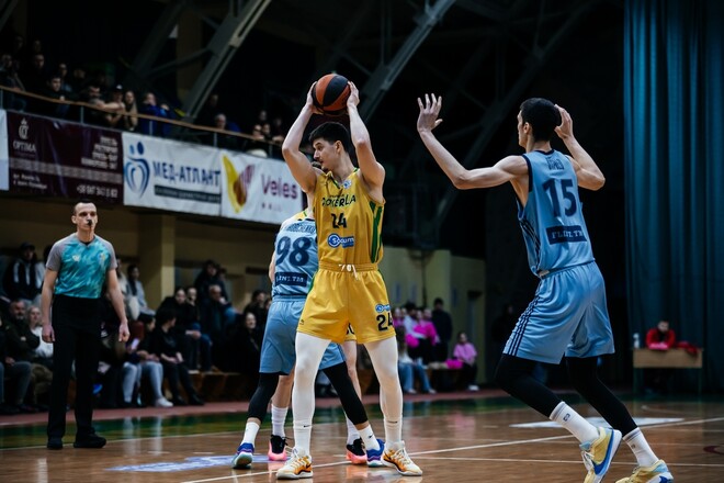 ОФИЦИАЛЬНО. Прикарпатье-Говерла сохранило игрока основы еще на один год