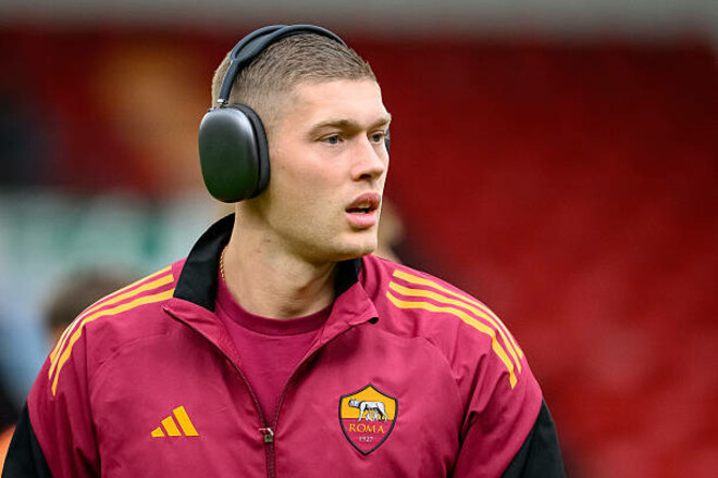 Three English clubs are interested in Dovbik