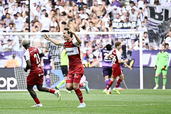 Андерлехт на своем поле сенсационно уступил и другие результаты