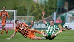 ФОТО. Напряжение последних секунд и 6 мячей. Матч-триллер Карпат и Шахтера
