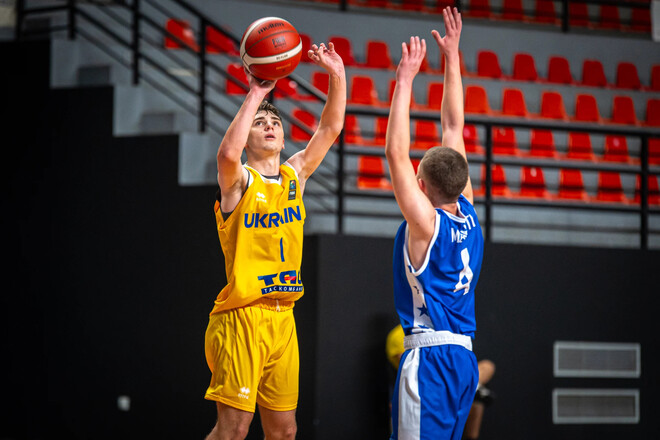 С шансом на выход. Сборная Украины U-16 по баскетболу разгромила Косово